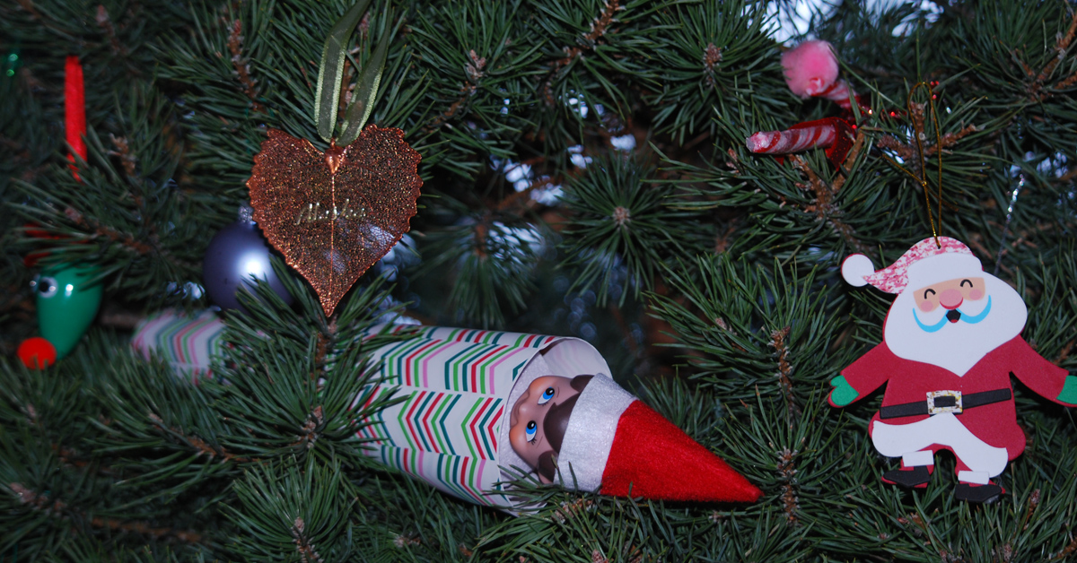 12 More Fun & Easy Elf on the Shelf Ideas. A great Christmas tradition with your children.